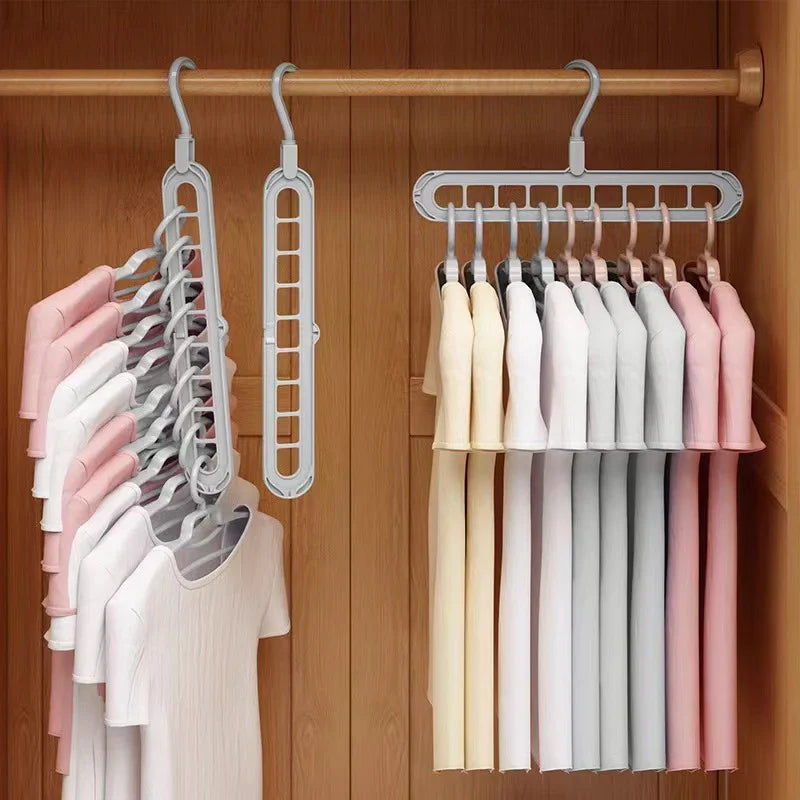 Multi-Hook Closet Hanger علاقة خزانة متعددة الخطاطيف