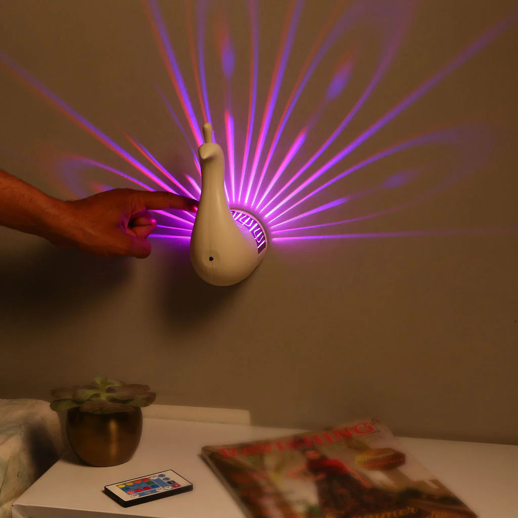 Peacock LED Wall Lamp مصباح جداري بتصميم طاووس