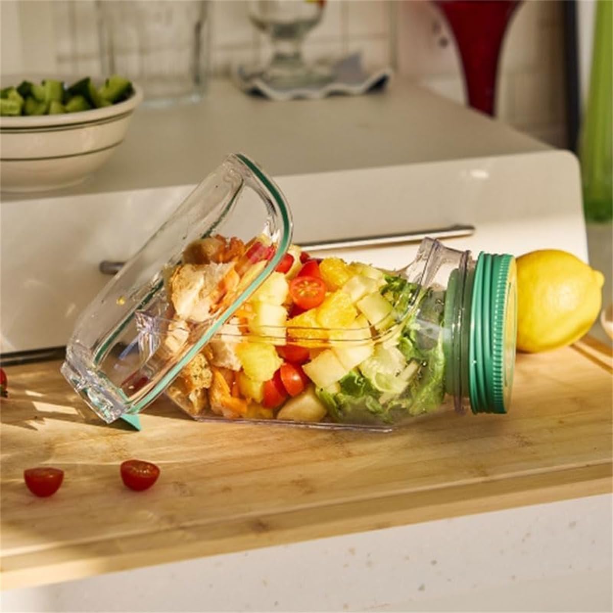 Salad Pod With Leakproof Jar Lid وعاء سلطة بغطاء مانع للتسرب
